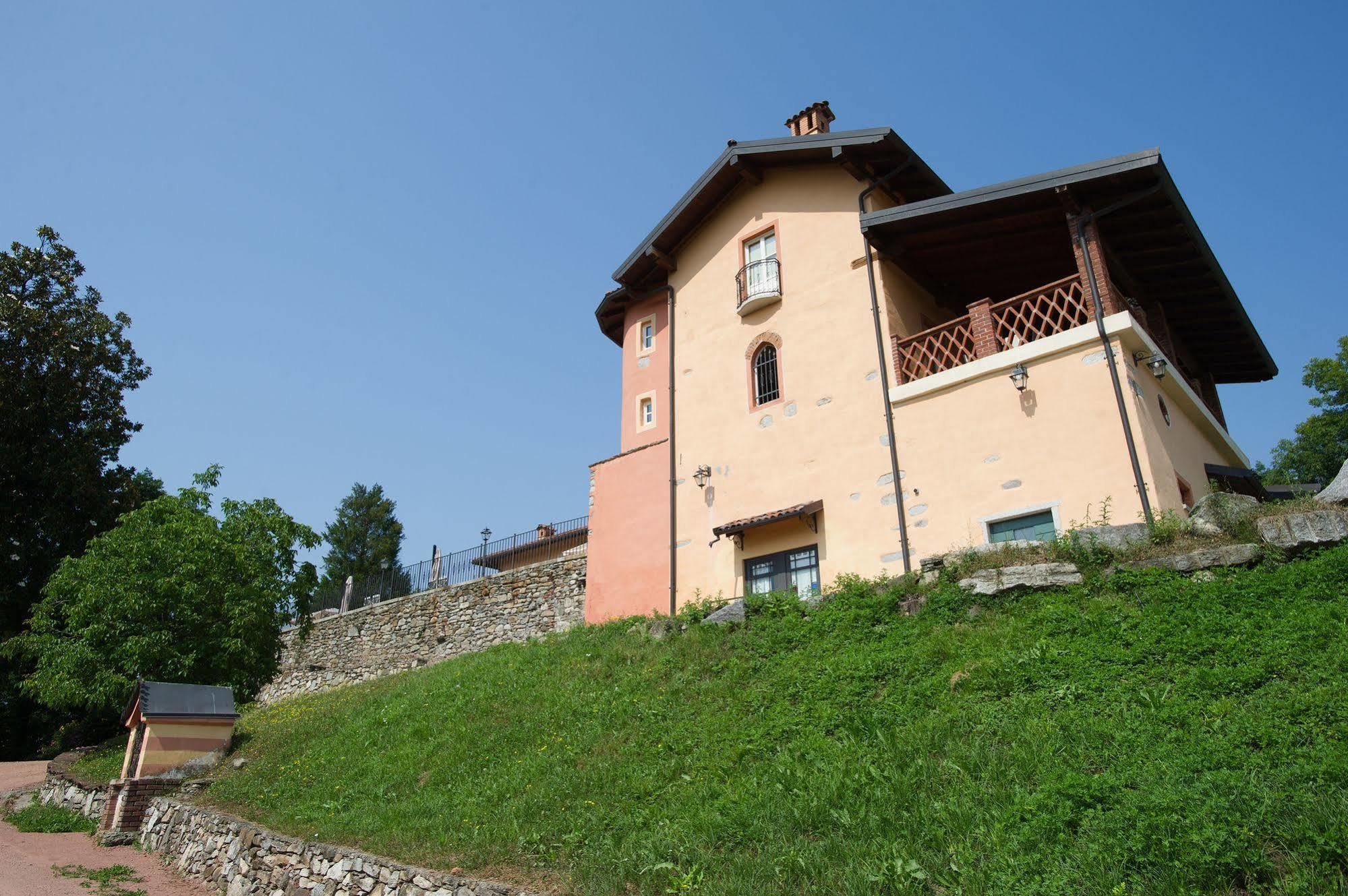 Invorio Inferiore Tenuta Montezeglio Country Family House المظهر الخارجي الصورة